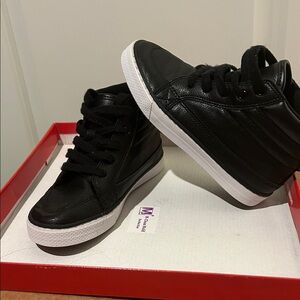 The Children's Place Black Dress Shoes